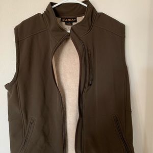 Ariat men’s vest